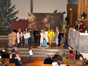 Krippenspiel 2011 mit der Kinderkirche