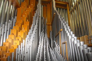 die "neue" Weigle-Orgel von Innen