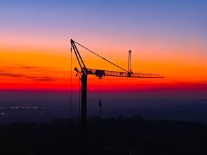 Sonnenuntergang am Haus Lutzenberg am Freitagabend