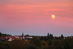 Mond über Weilimdorf
